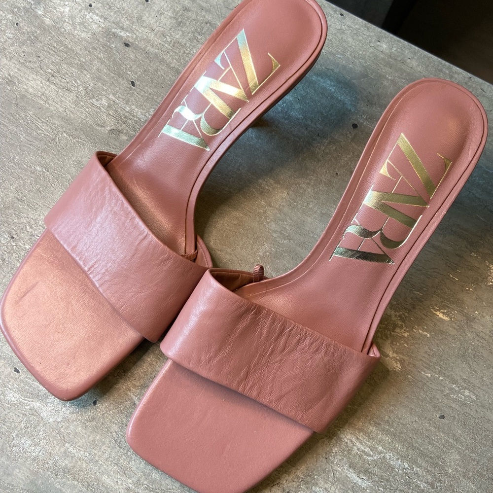 Zara pink kitten heels